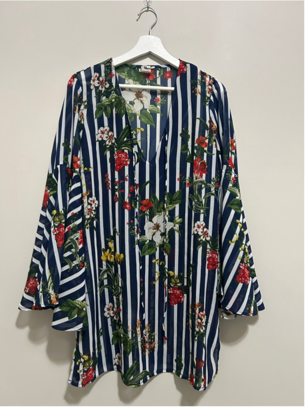 Women's Violet Sky Floral Striped Tunic Top, Swim Cover upSize M, Blue & White